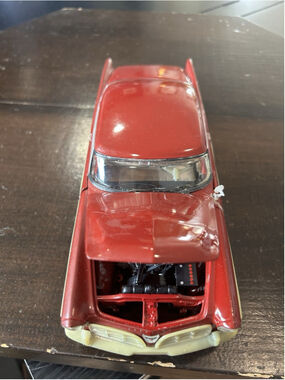 Maisto 1956 CHRYSLER 300B Special Edition Red 1:18 Scale Diecast. See Detail